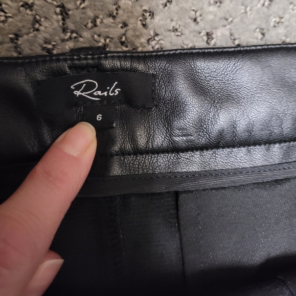 Rails Prim Vegan Leather skirt - Picture 3 of 8